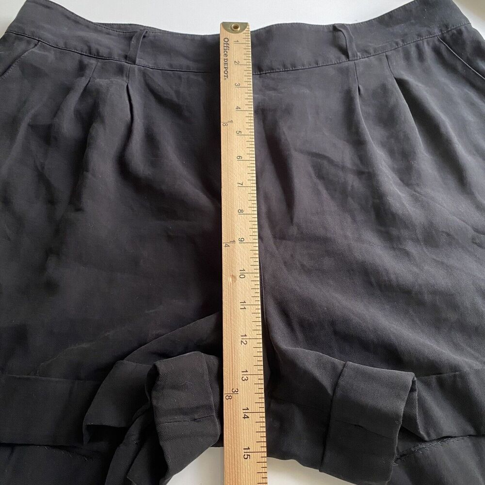 Treasure & Bond Shorts Womens Size 16 Black Silky Rayon Cuffed Dressy - Picture 5 of 8
